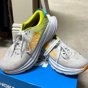 Hoka W Bondi X- size 7.5 US Women’s athletic shoe